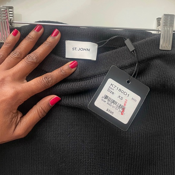 St. John Knit Pencil Skirt - Picture 4 of 7